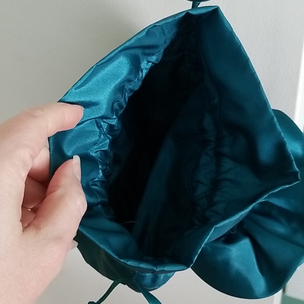 Teal satin drawstring purse - Picture 5 of 5